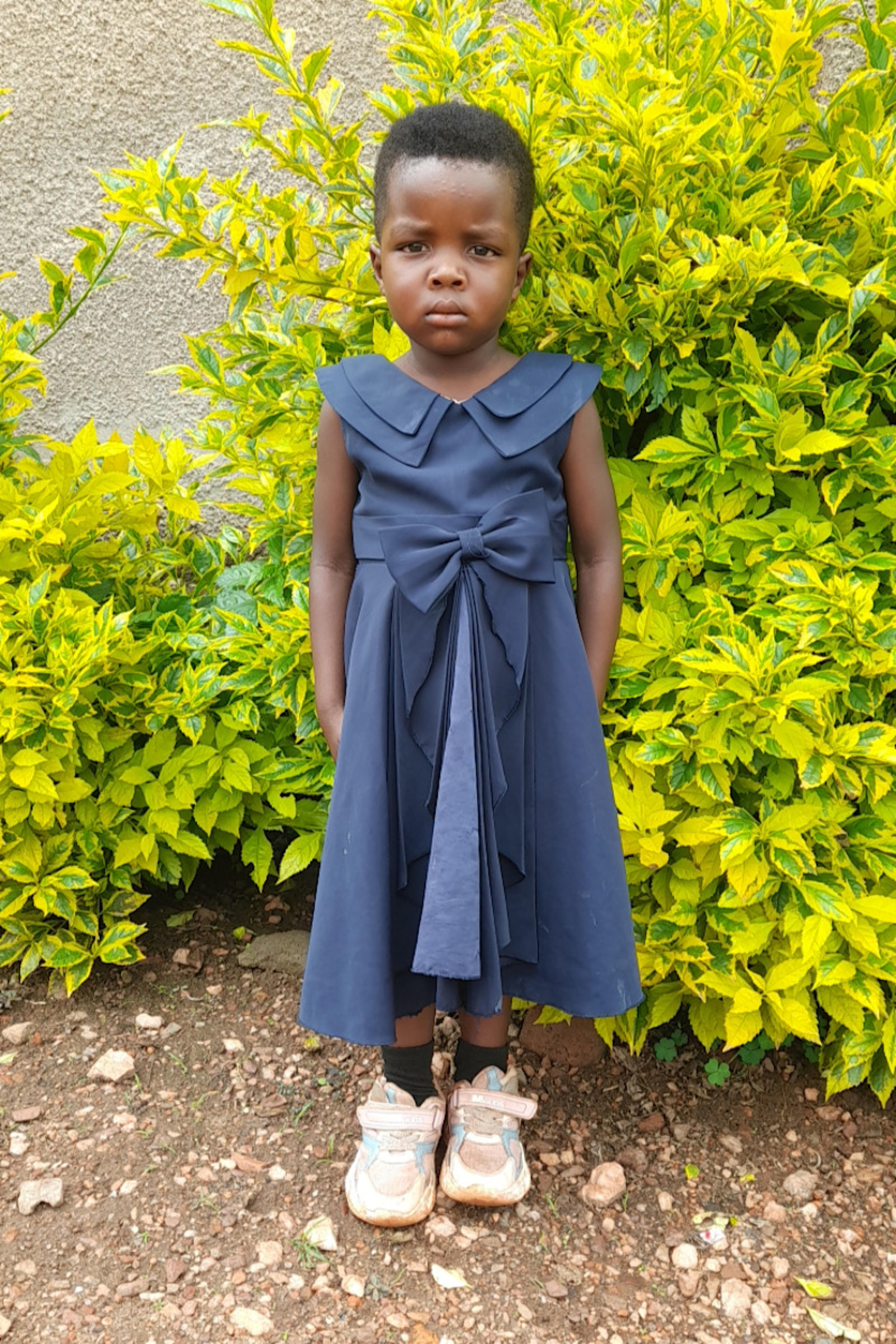 An unsponsored girl named Teta from Rwanda who lives in an AIDS-affected area, is vulnerable to exploitation and has waited 189 days for a sponsor.