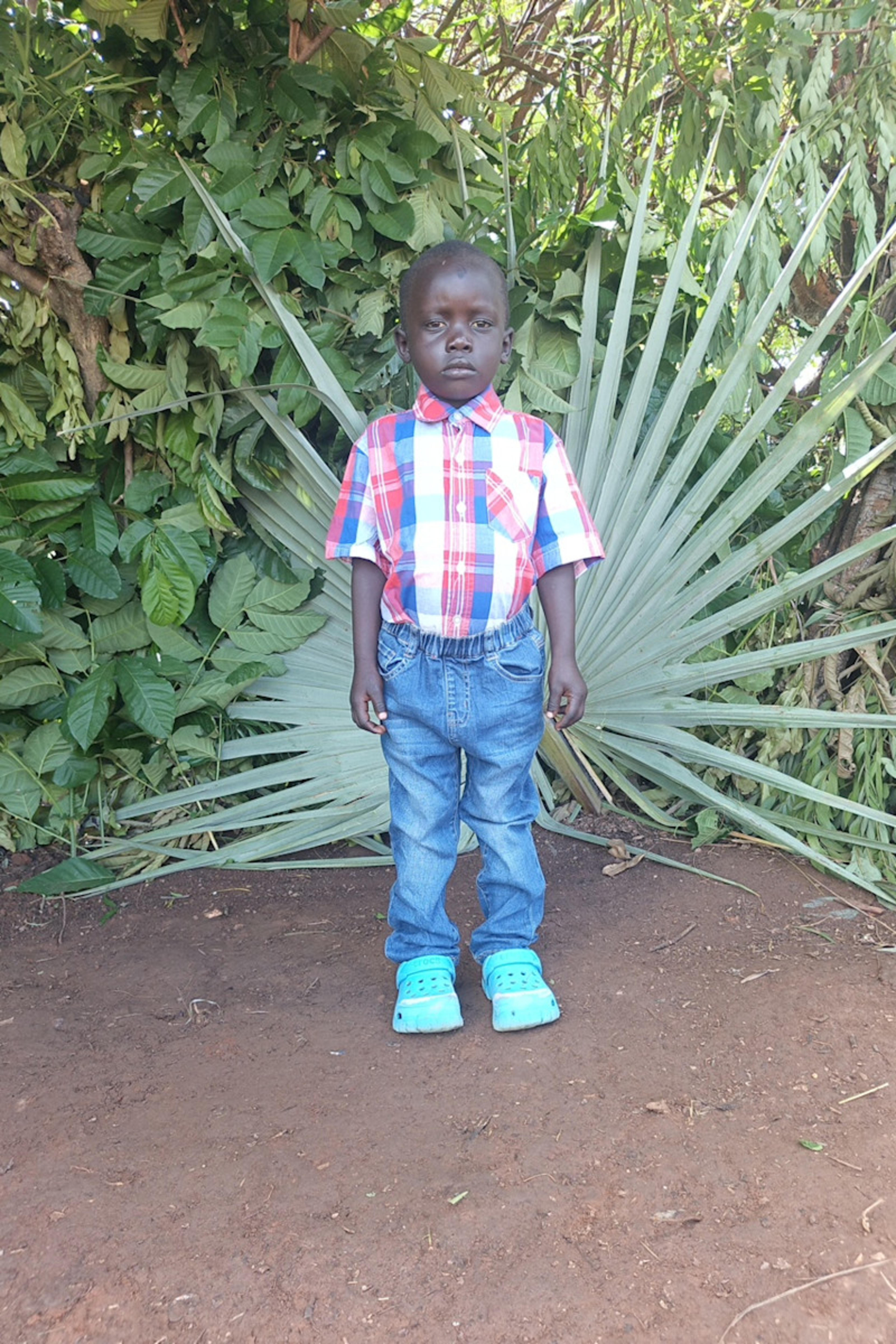 An unsponsored boy named Victor from Uganda who lives in an AIDS-affected area, is vulnerable to exploitation and has waited 184 days for a sponsor.