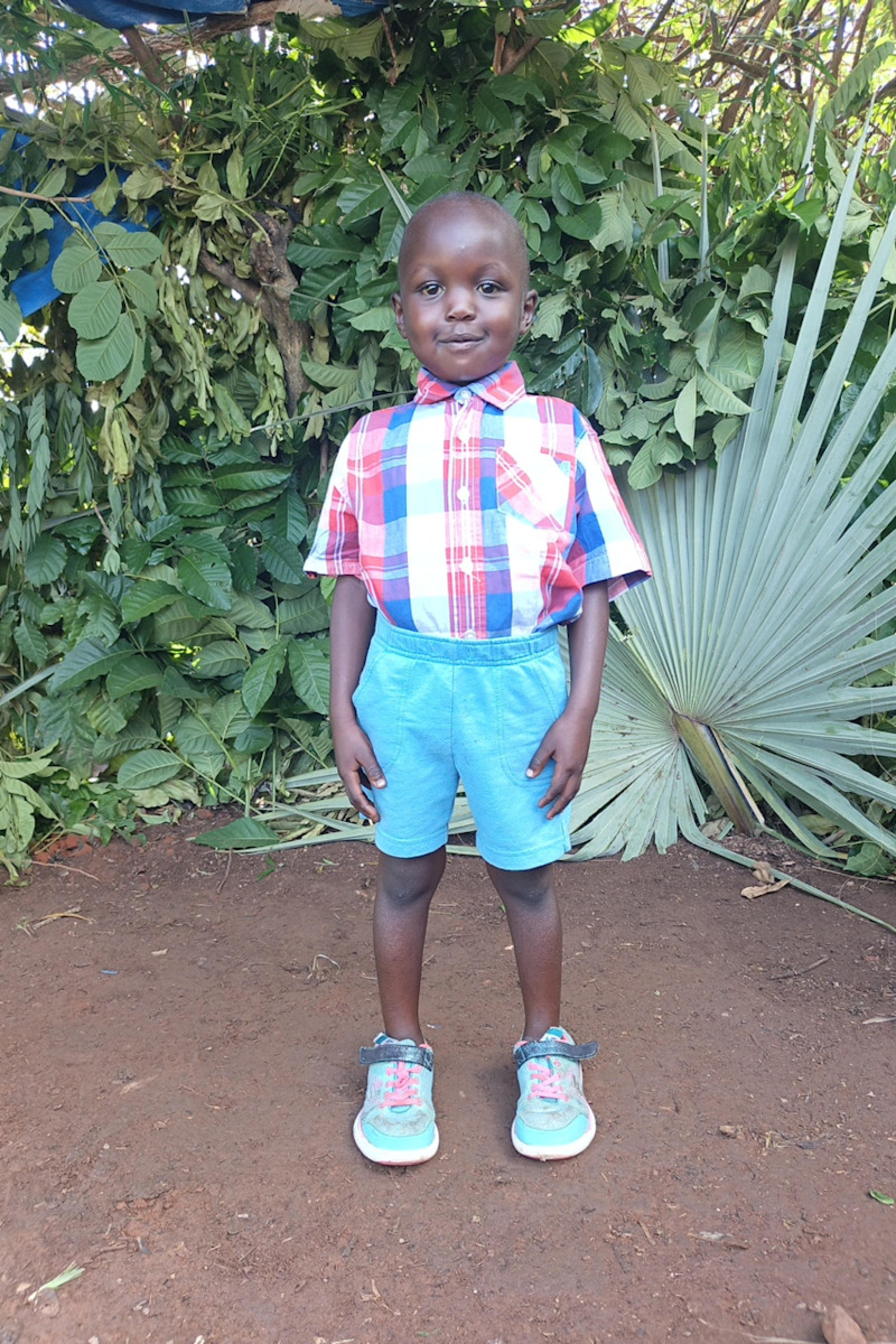 An unsponsored boy named Timothy from Uganda who lives in an AIDS-affected area, is vulnerable to exploitation and has waited 184 days for a sponsor.