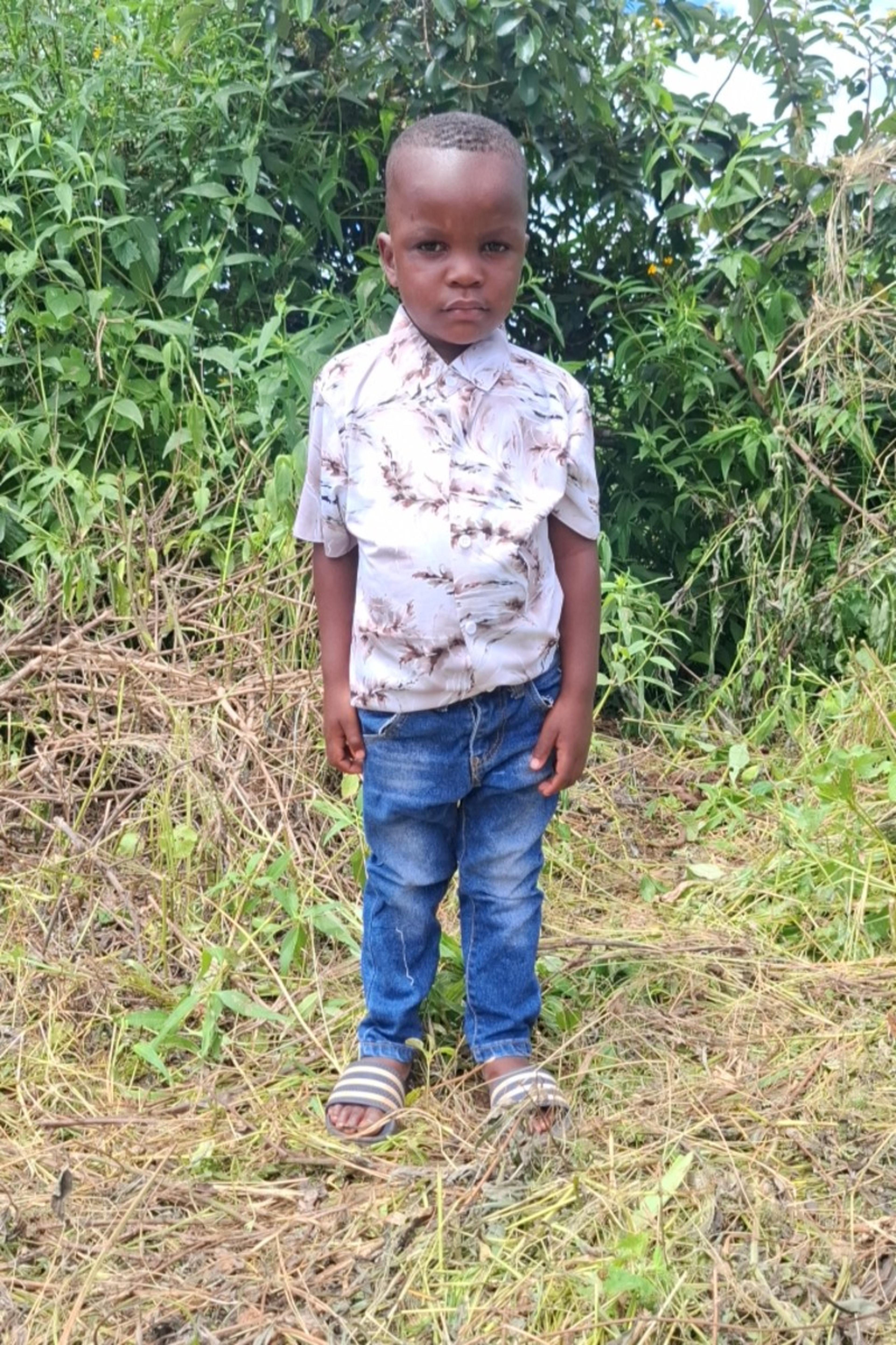 An unsponsored boy named Yusuf from Tanzania who lives in an AIDS-affected area, is vulnerable to exploitation and has waited 180 days for a sponsor.