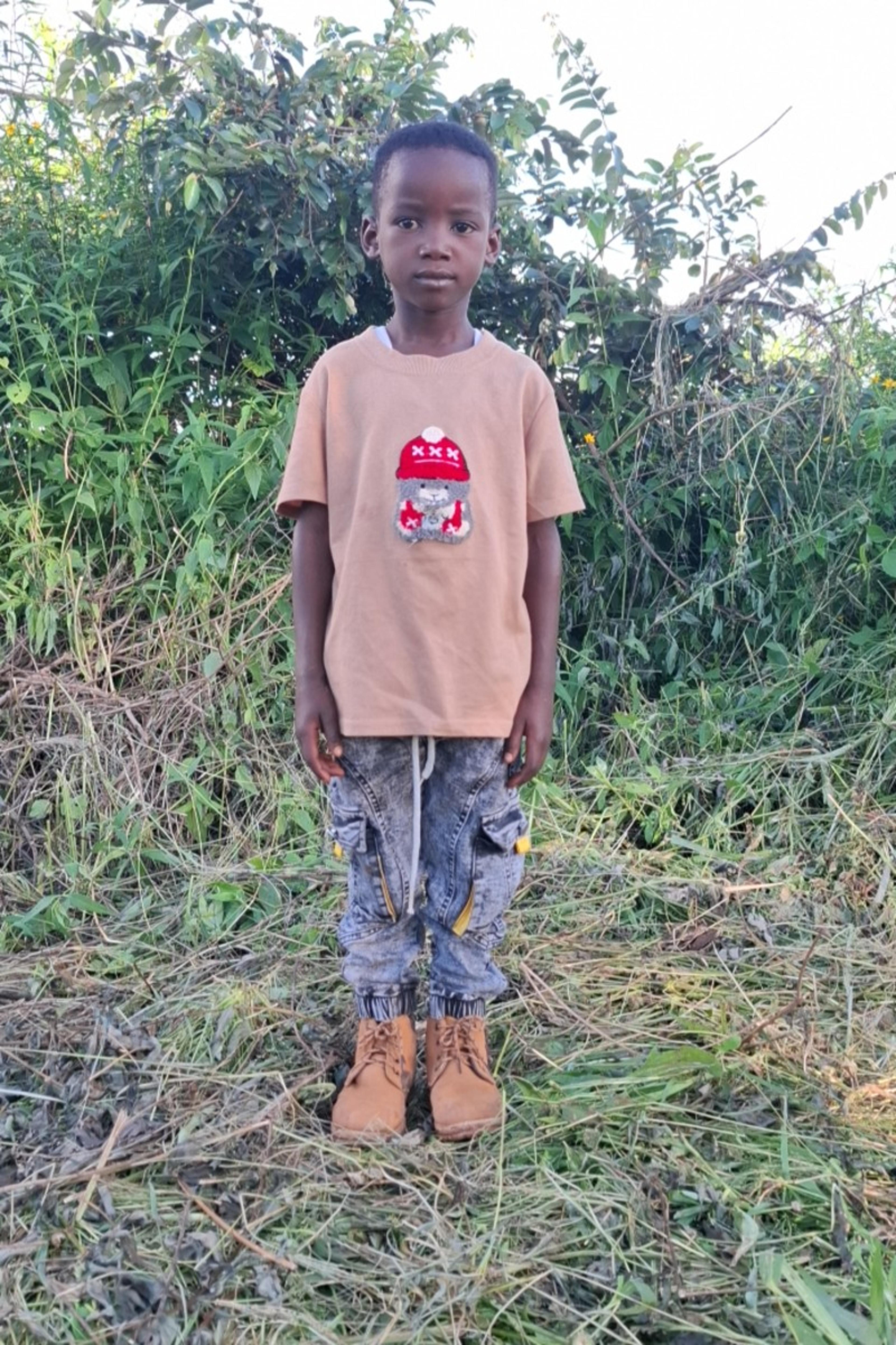 An unsponsored boy named Hamza from Tanzania who lives in an AIDS-affected area, is vulnerable to exploitation and has waited 180 days for a sponsor.