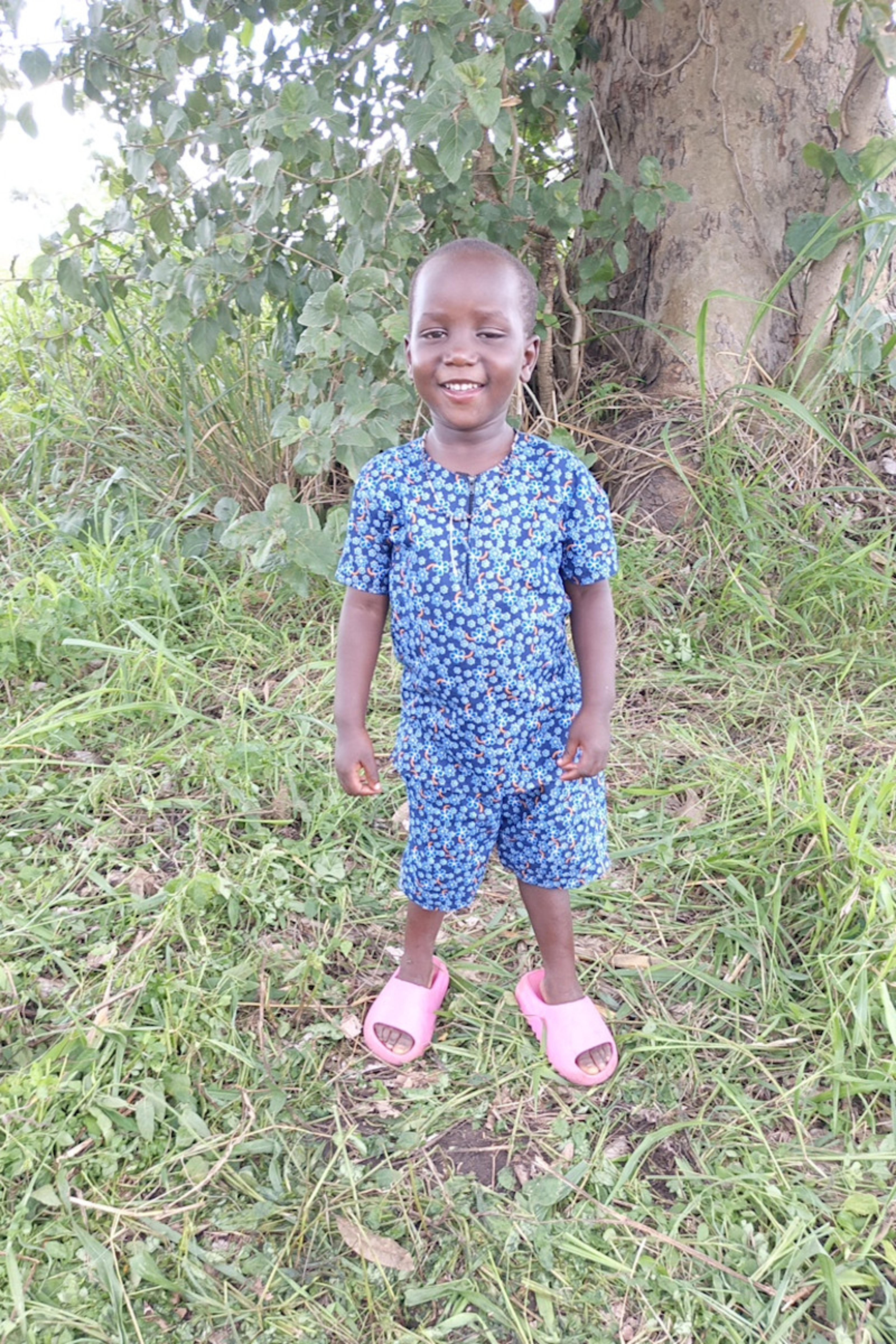 An unsponsored boy named Isaac from Uganda who lives in an AIDS-affected area, is vulnerable to exploitation and has waited 173 days for a sponsor.