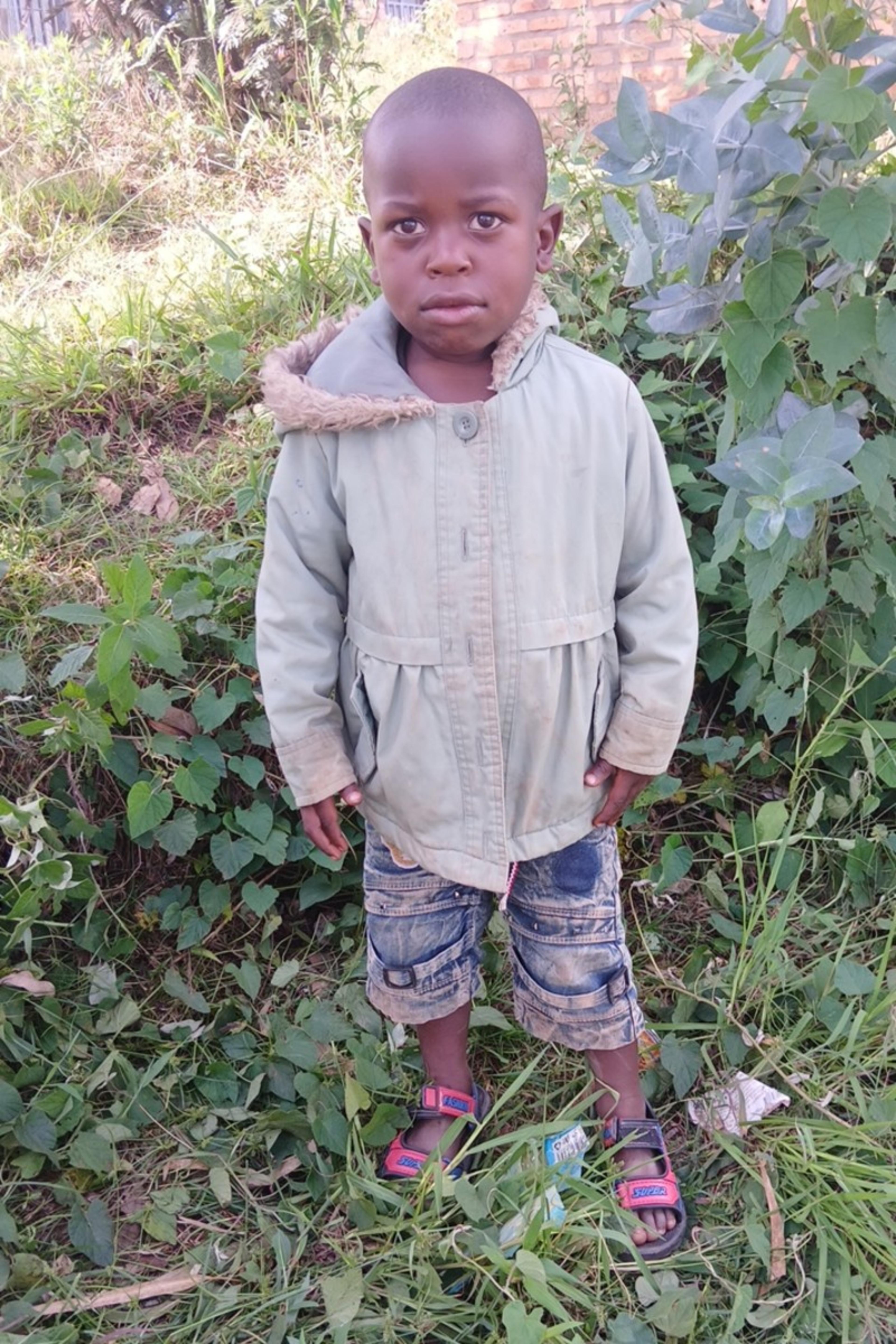 An unsponsored boy named Igenukwishatse from Rwanda who lives in an AIDS-affected area, is vulnerable to exploitation and has waited 134 days for a sponsor.