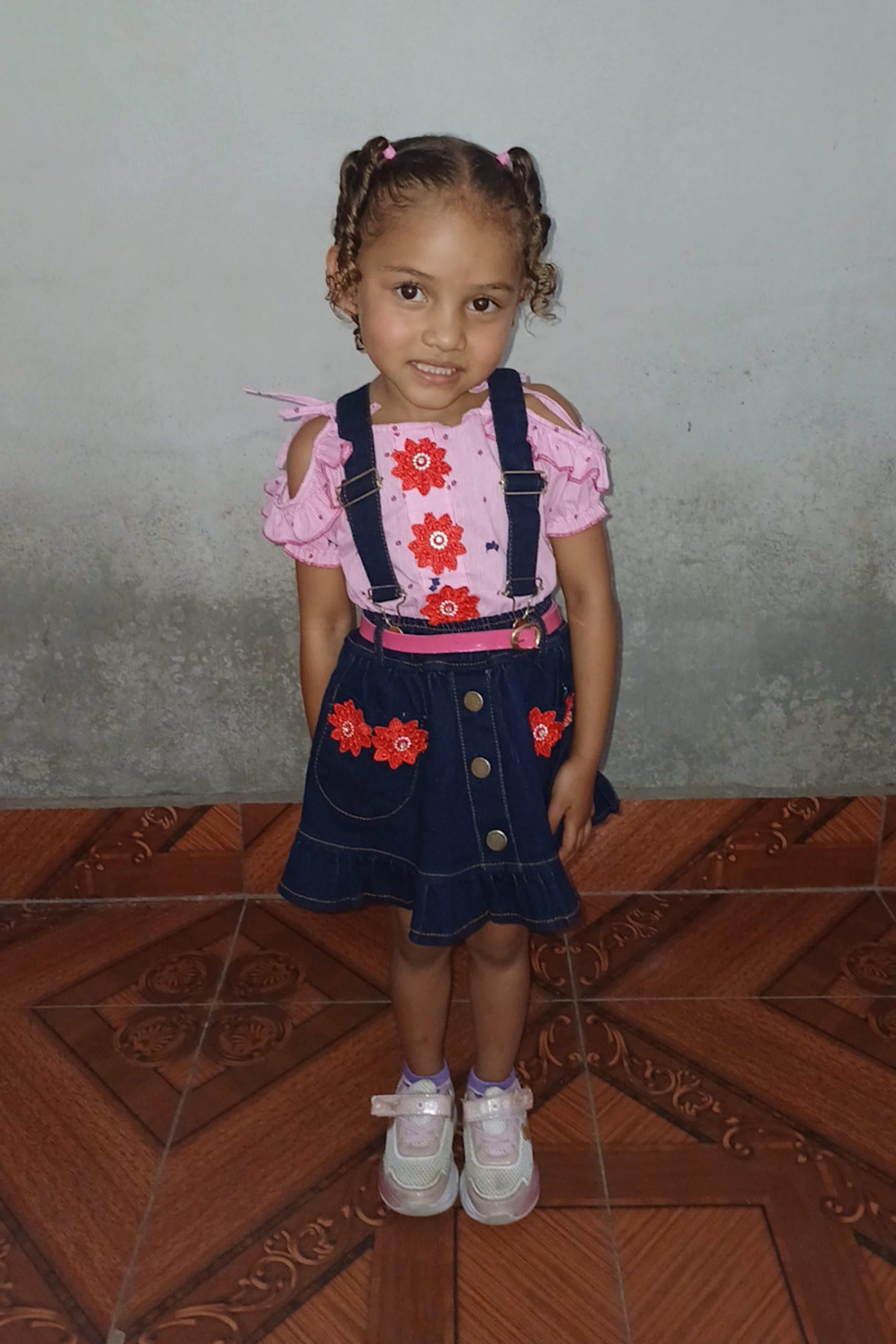An unsponsored girl named Kereling from Nicaragua who has waited 157 days for a sponsor.
