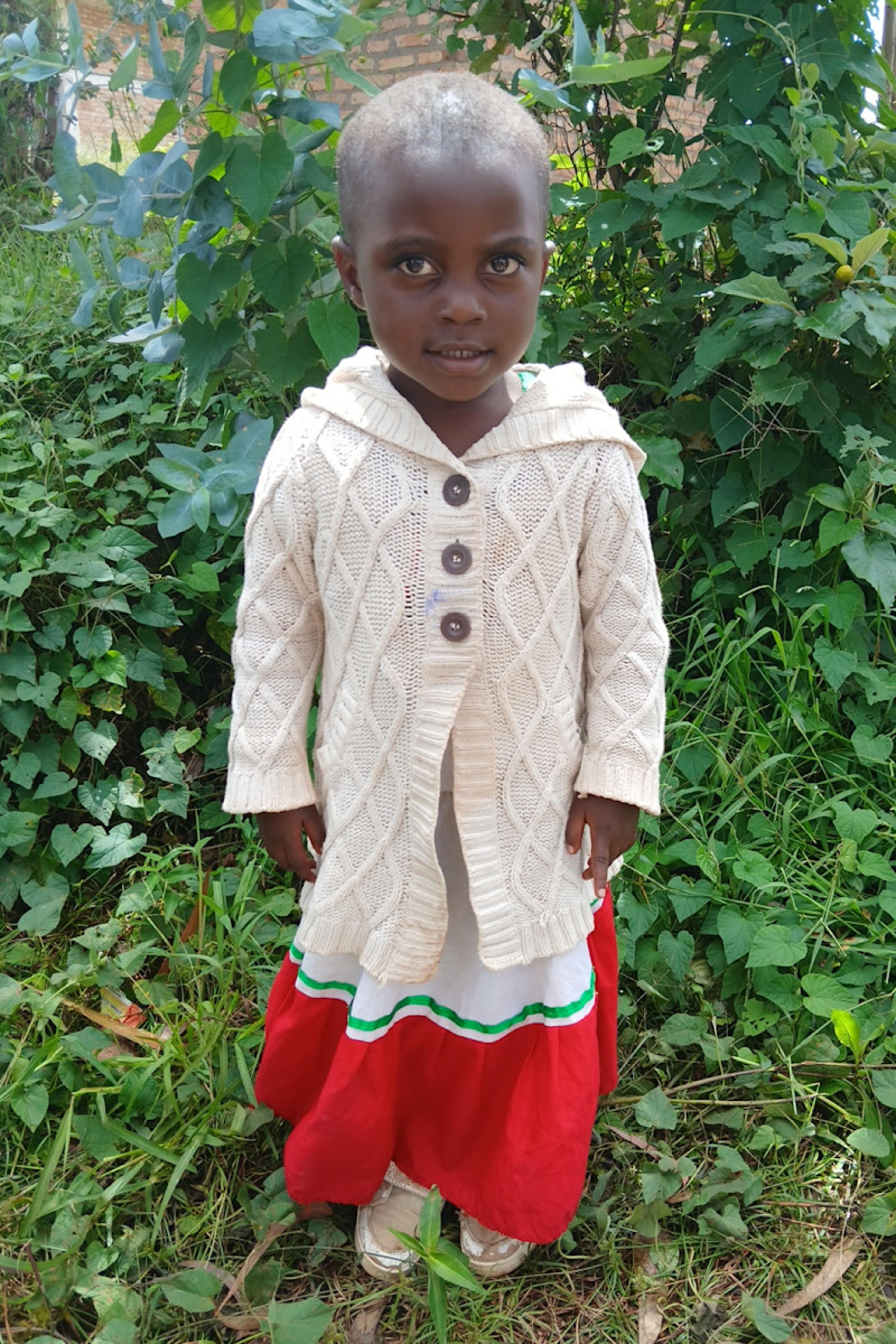 An unsponsored girl named Elayo from Rwanda who lives in an AIDS-affected area, is vulnerable to exploitation and has waited 133 days for a sponsor.
