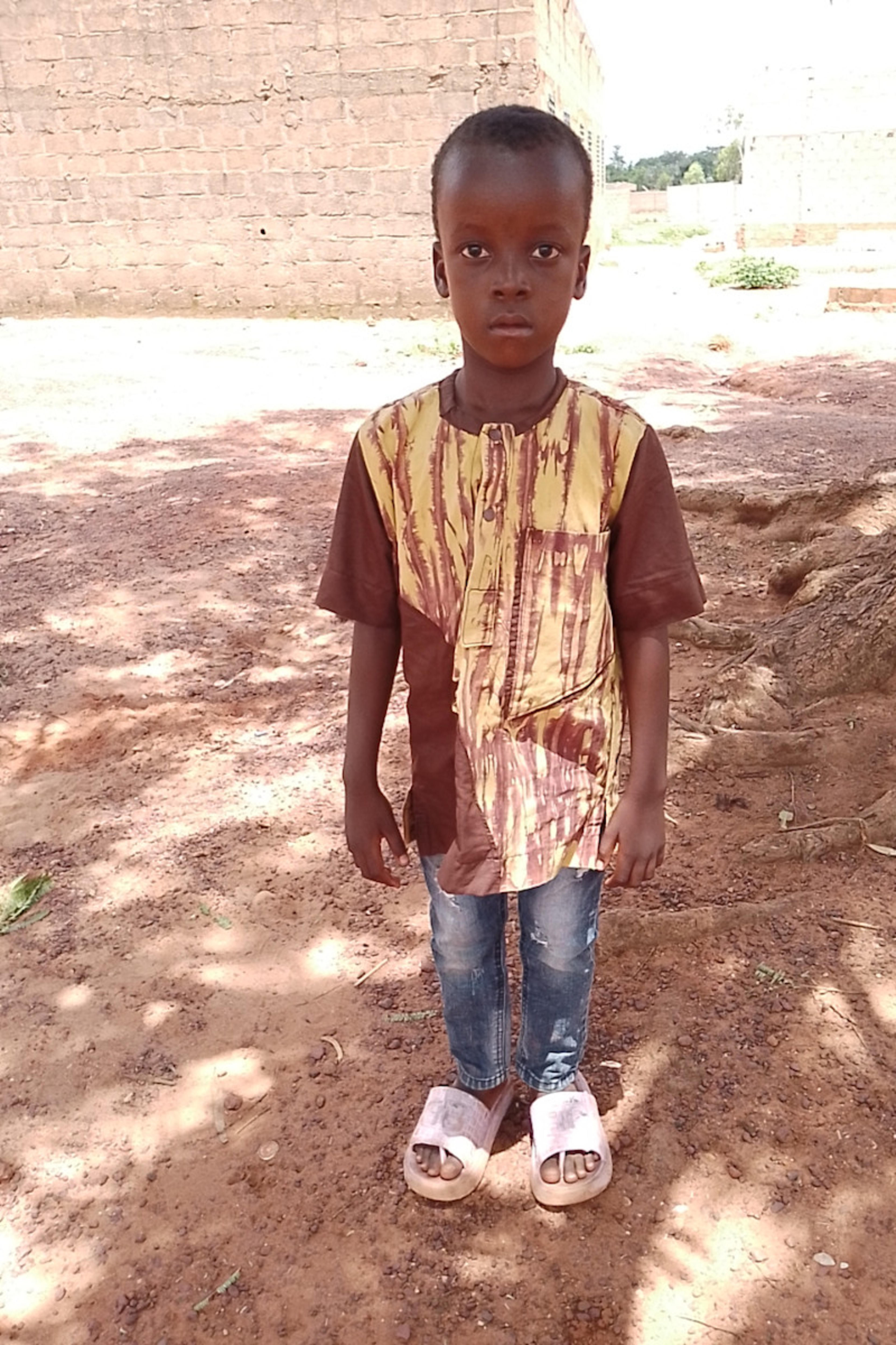 An unsponsored boy named Issouf from Burkina Faso who lives in an AIDS-affected area, is vulnerable to exploitation and has waited 635 days for a sponsor.