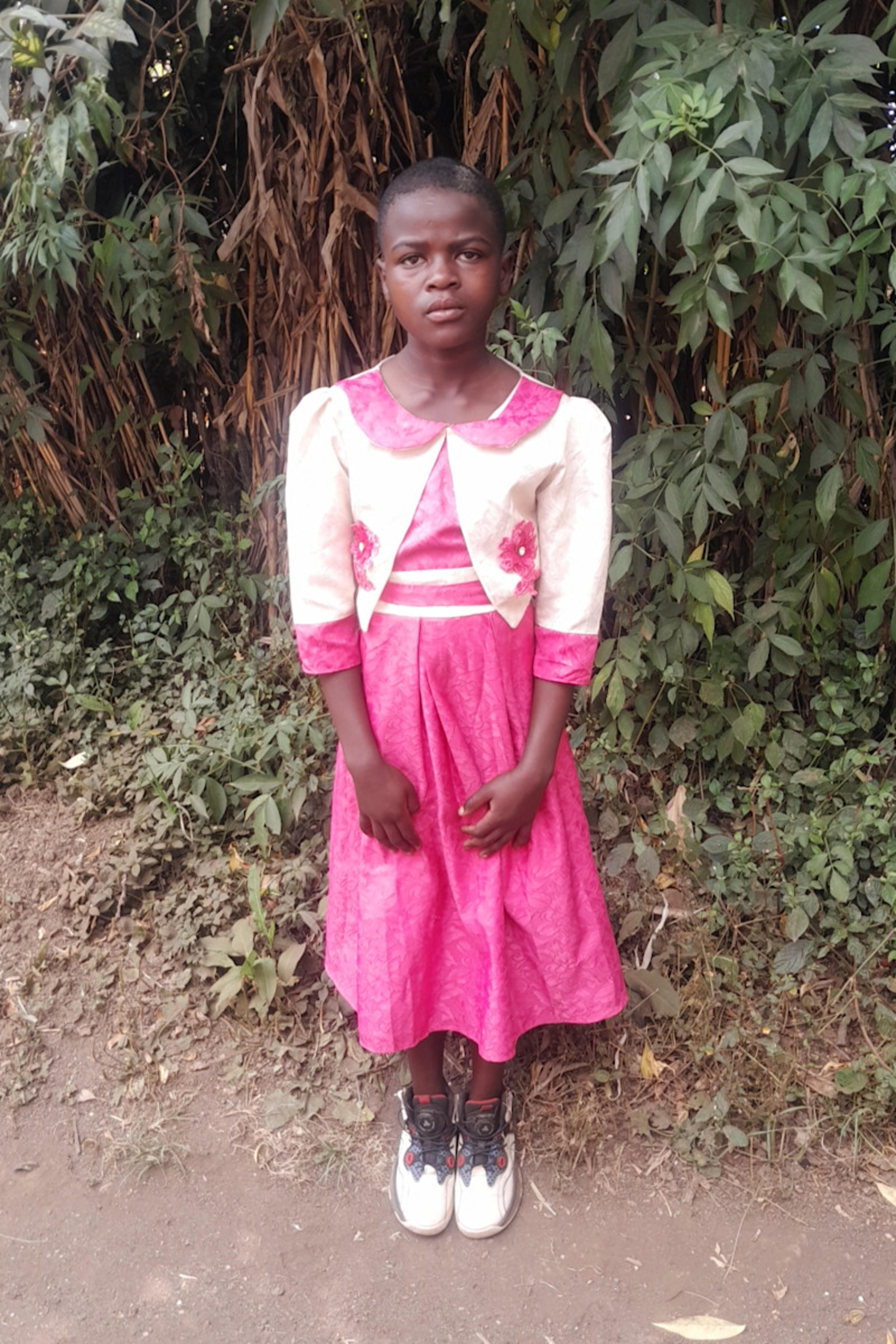 An unsponsored girl named Honorine from Rwanda who lives in an AIDS-affected area, is vulnerable to exploitation and has waited 589 days for a sponsor.