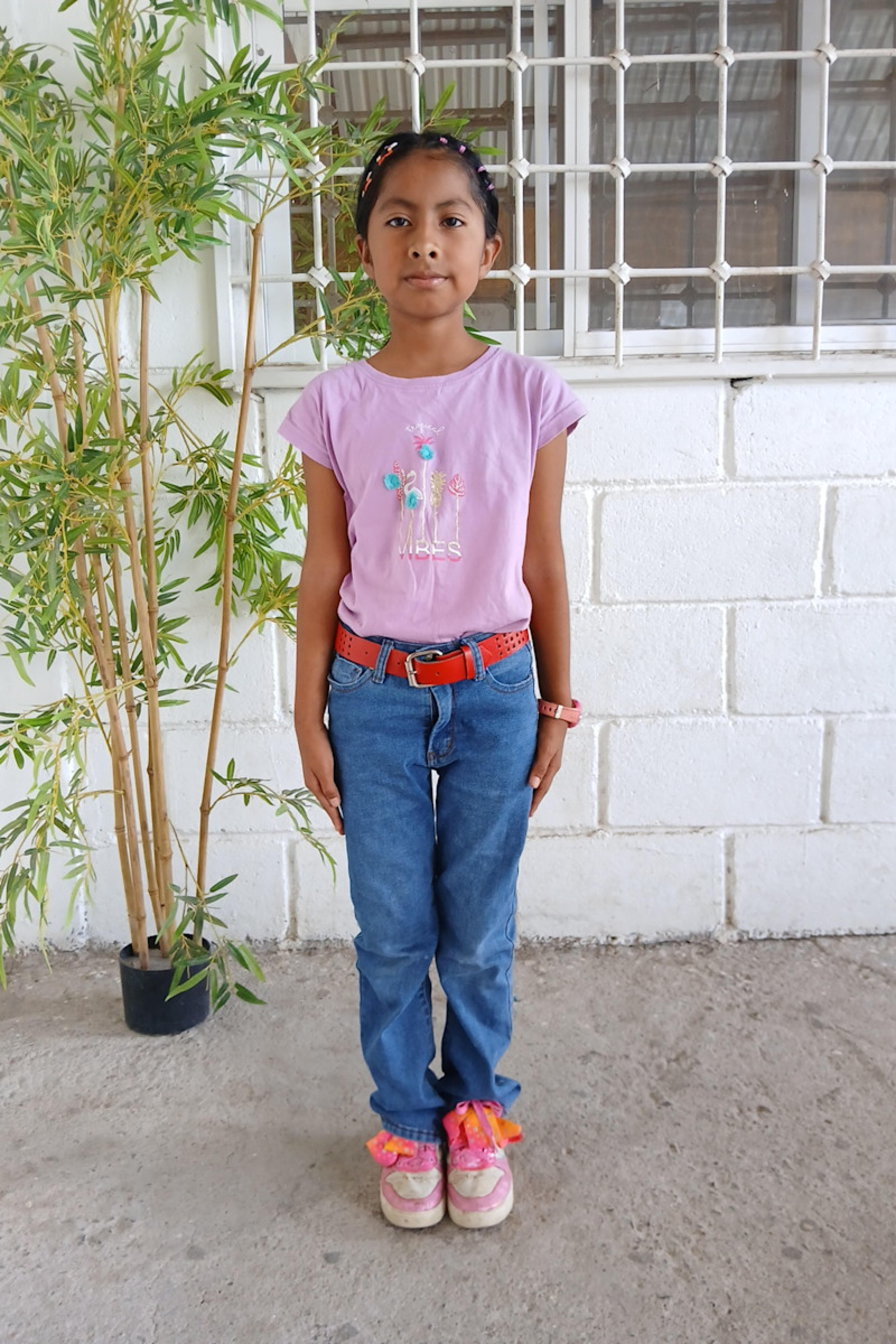An unsponsored girl named Isamar from Honduras who has waited 669 days for a sponsor.