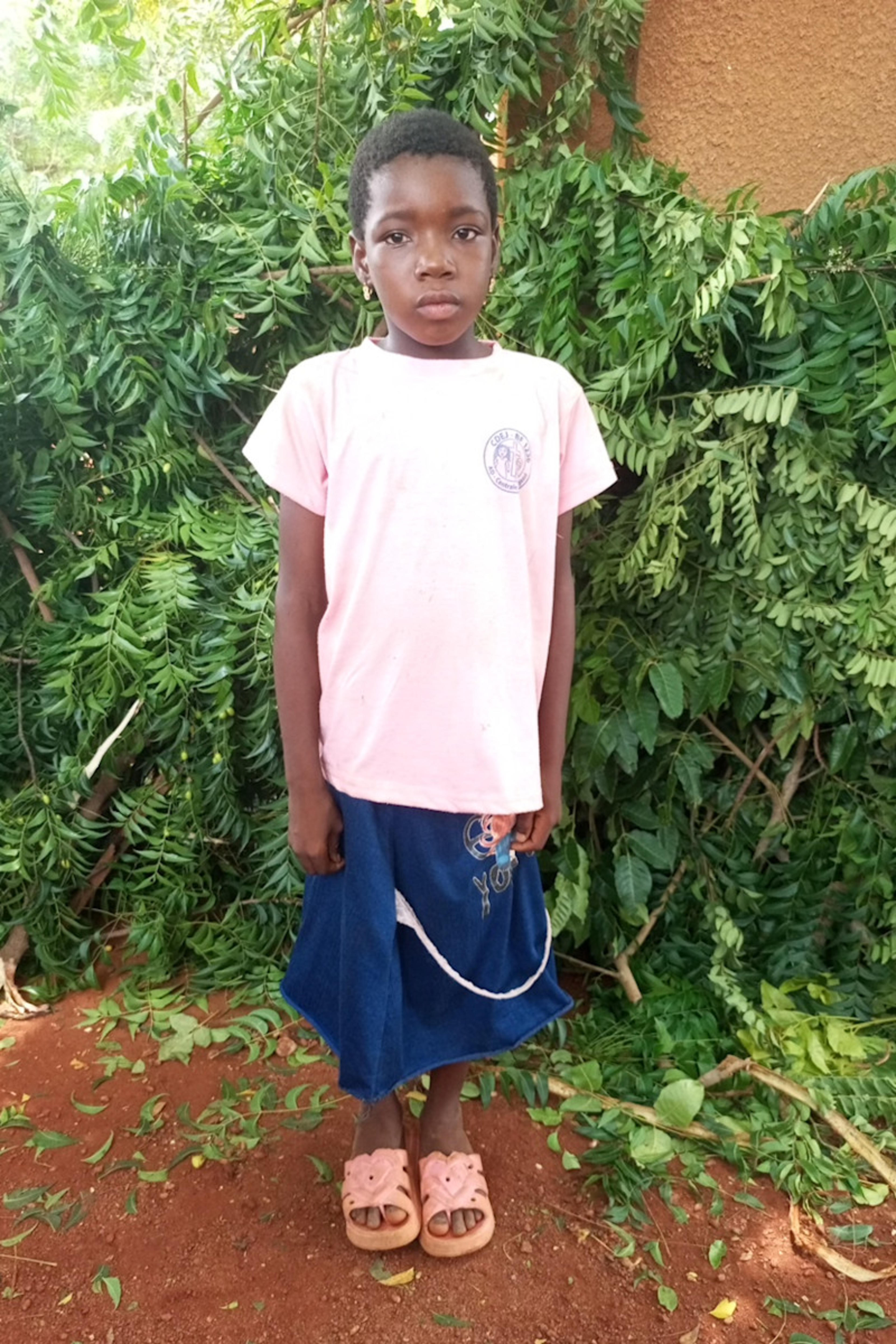 An unsponsored girl named Celine from Burkina Faso who lives in an AIDS-affected area, is vulnerable to exploitation and has waited 617 days for a sponsor.