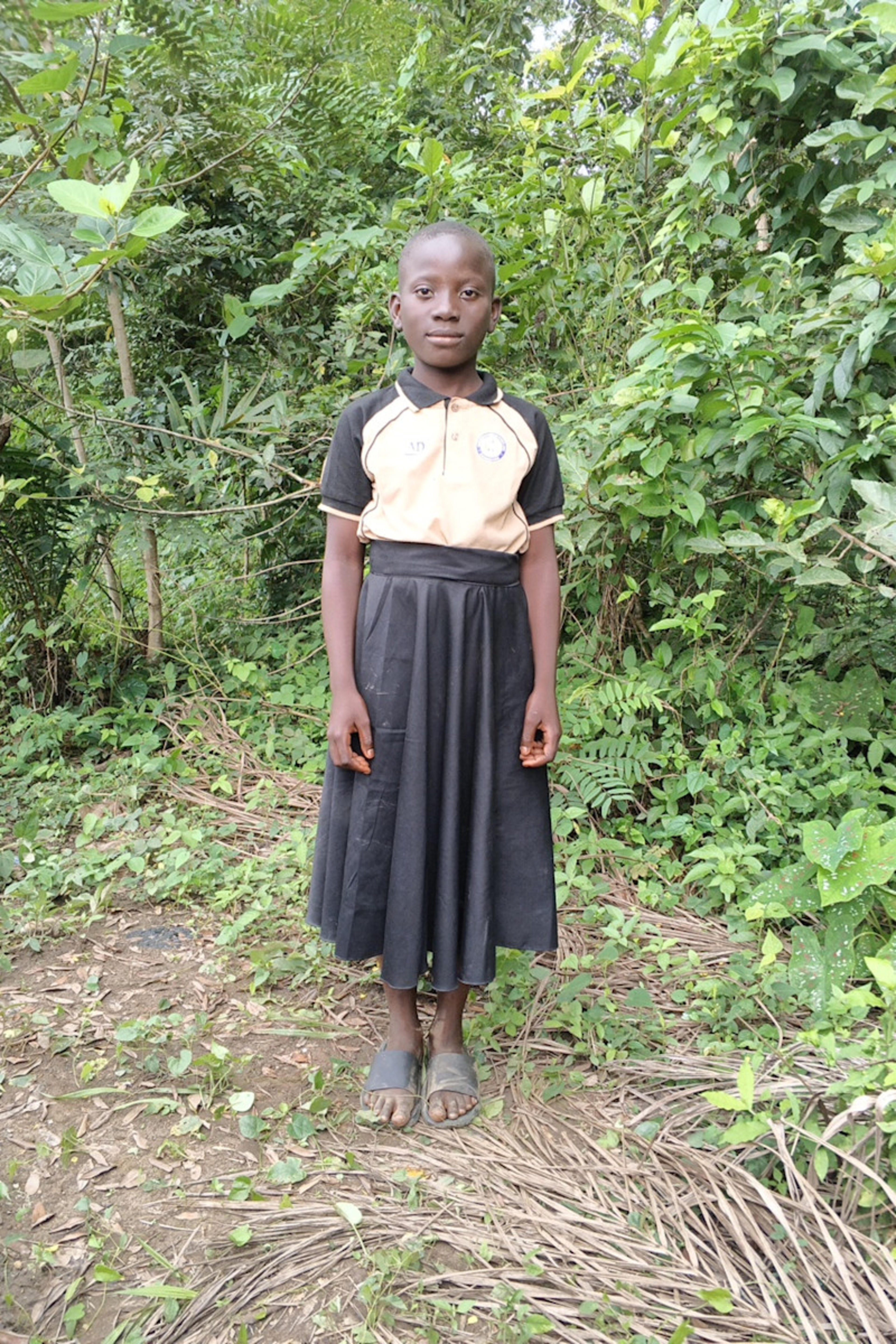 An unsponsored girl named Ruth from Togo who lives in an AIDS-affected area, is vulnerable to exploitation and has waited 616 days for a sponsor.