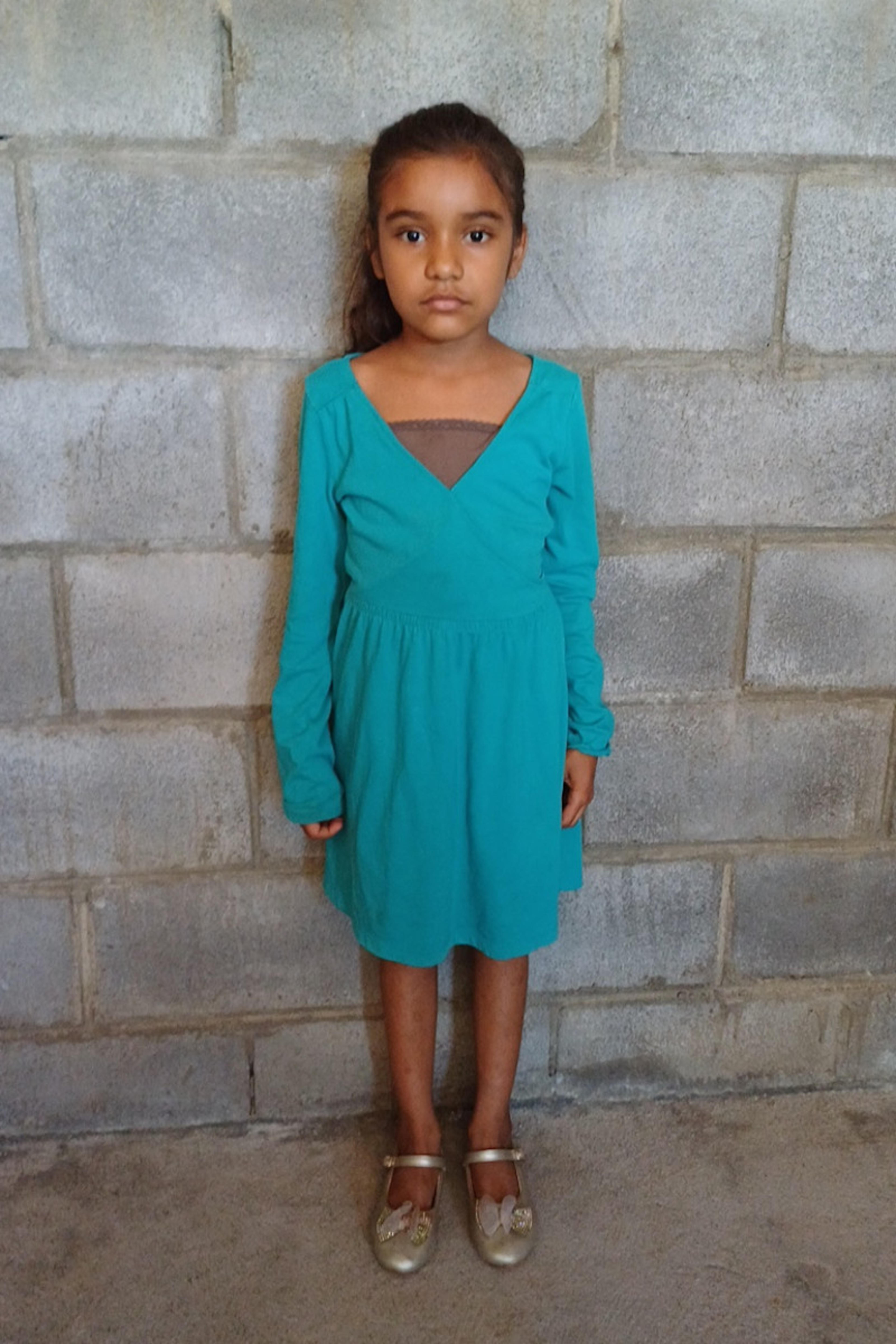 An unsponsored girl named Kimberling from Nicaragua who has waited 610 days for a sponsor.