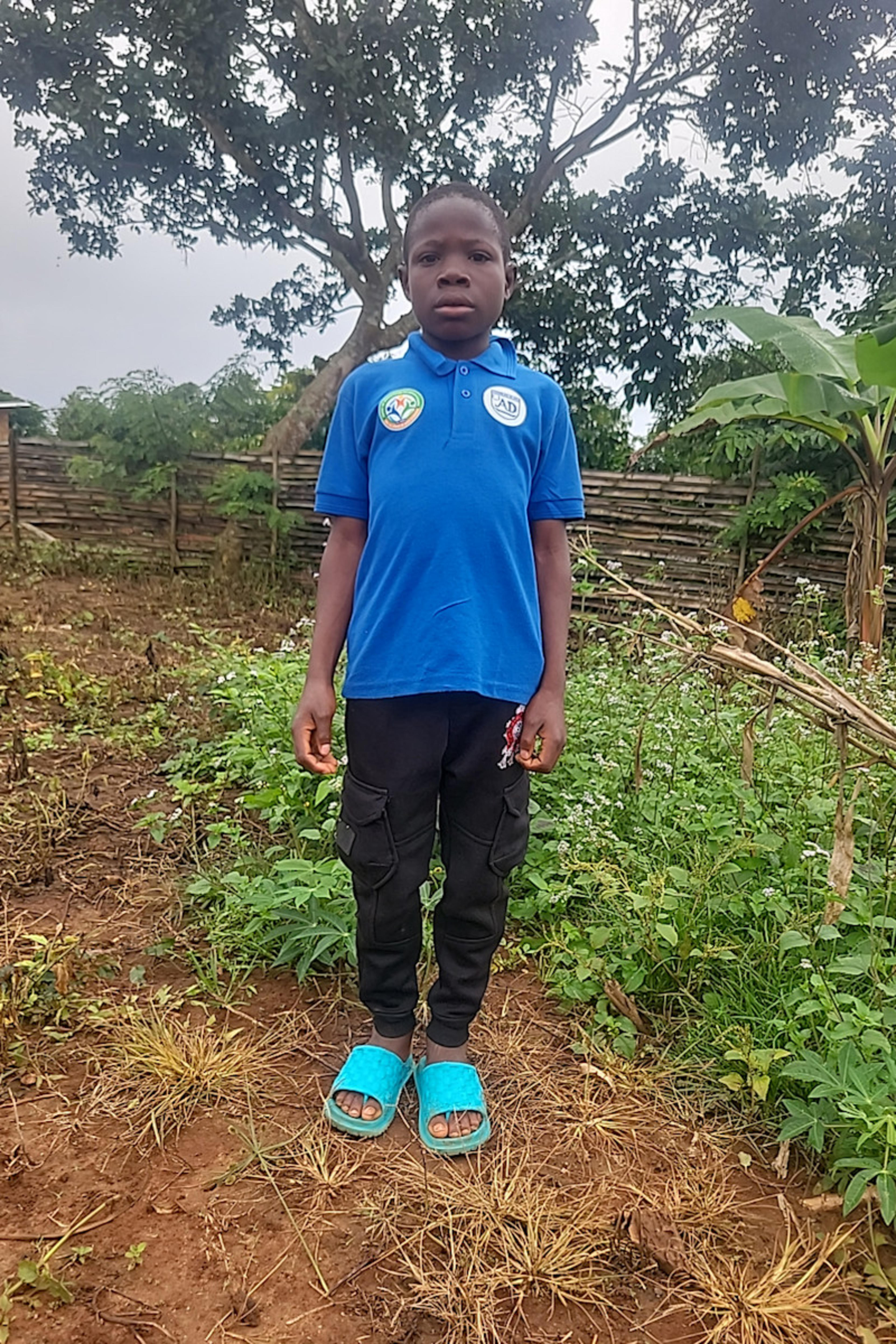 An unsponsored boy named Evans from Togo who lives in an AIDS-affected area, is vulnerable to exploitation and has waited 628 days for a sponsor.