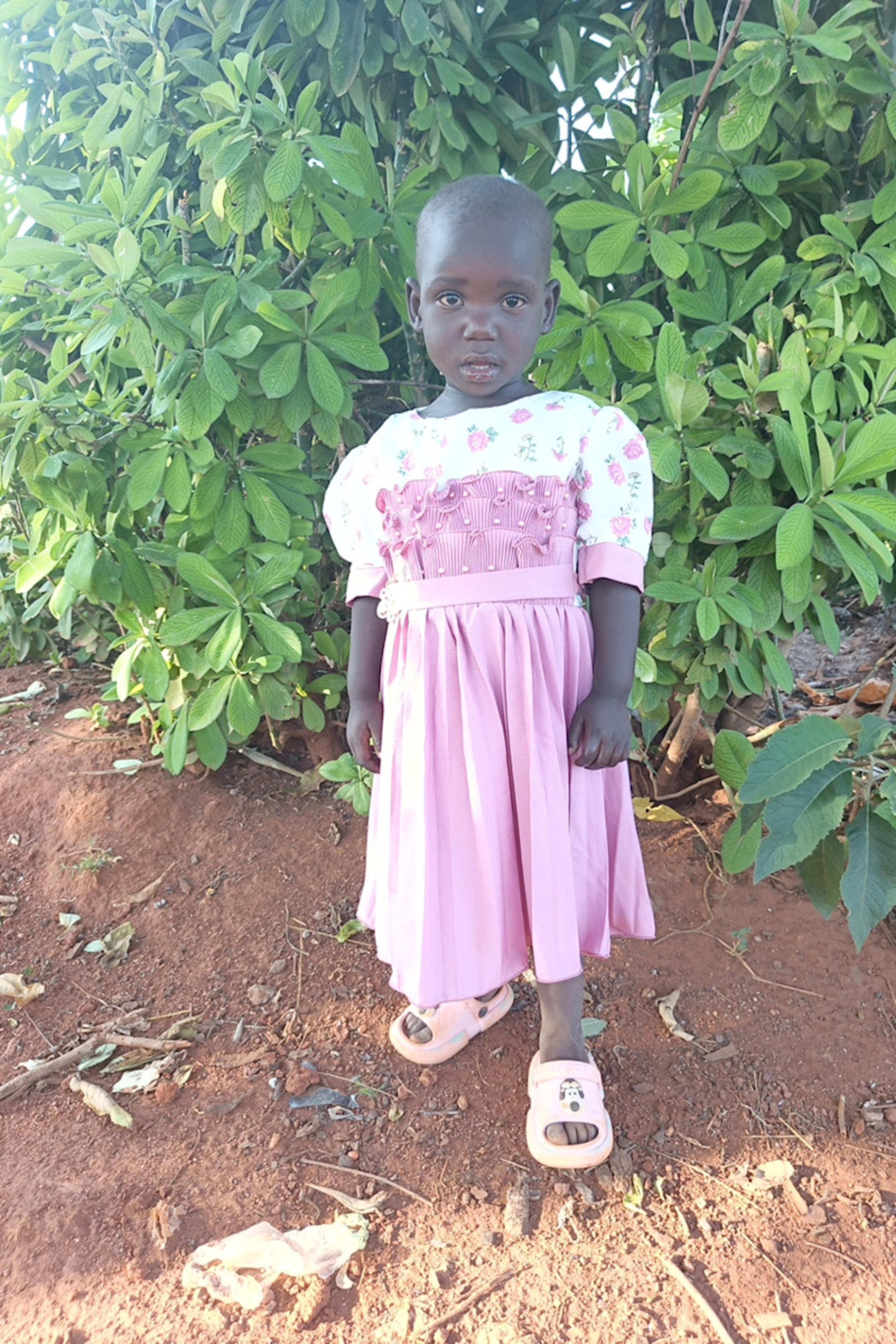 An unsponsored girl named Grace from Uganda who lives in an AIDS-affected area, is vulnerable to exploitation and has waited 572 days for a sponsor.