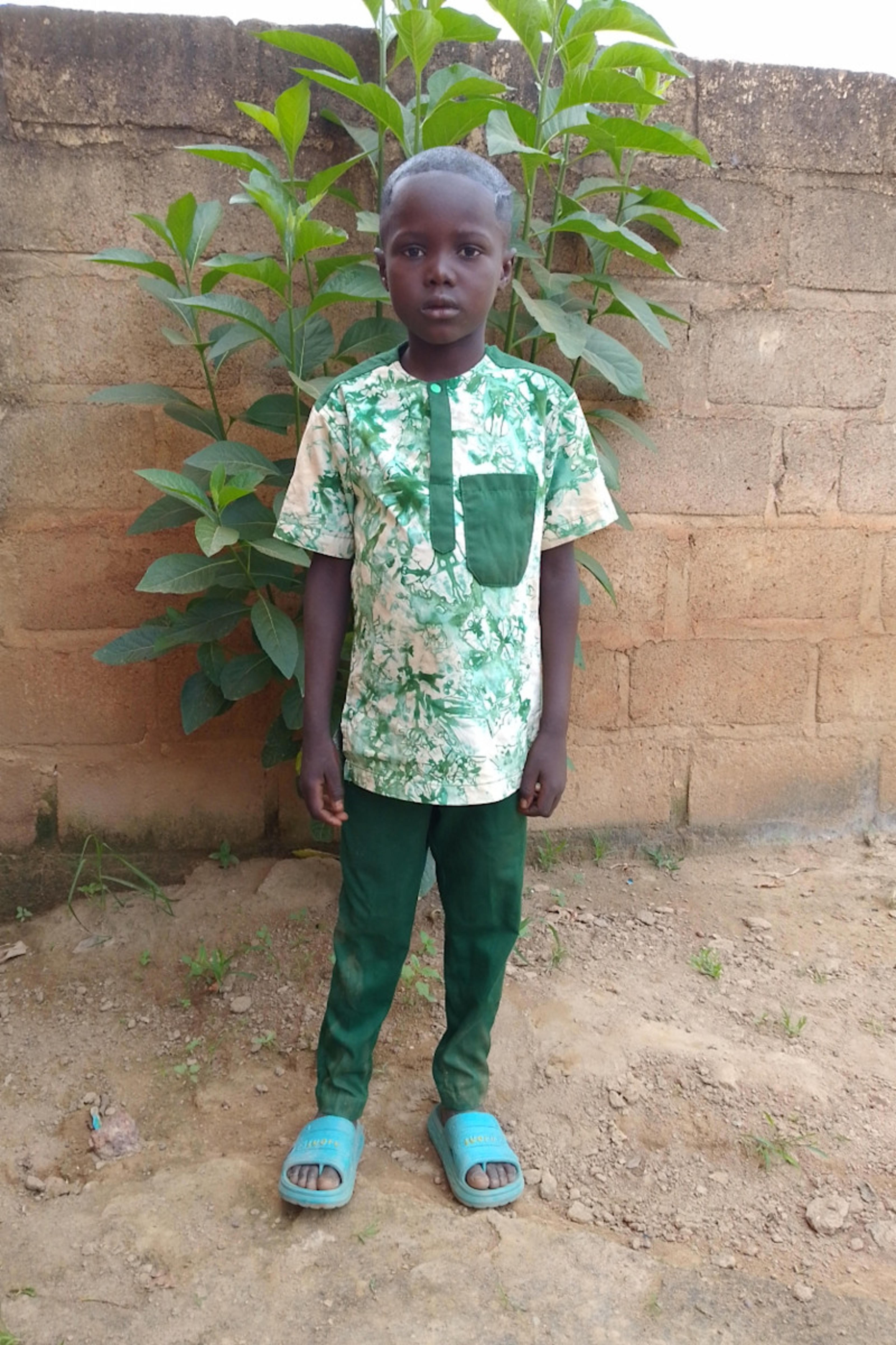 An unsponsored boy named Zozoe from Burkina Faso who lives in an AIDS-affected area, is vulnerable to exploitation and has waited 603 days for a sponsor.