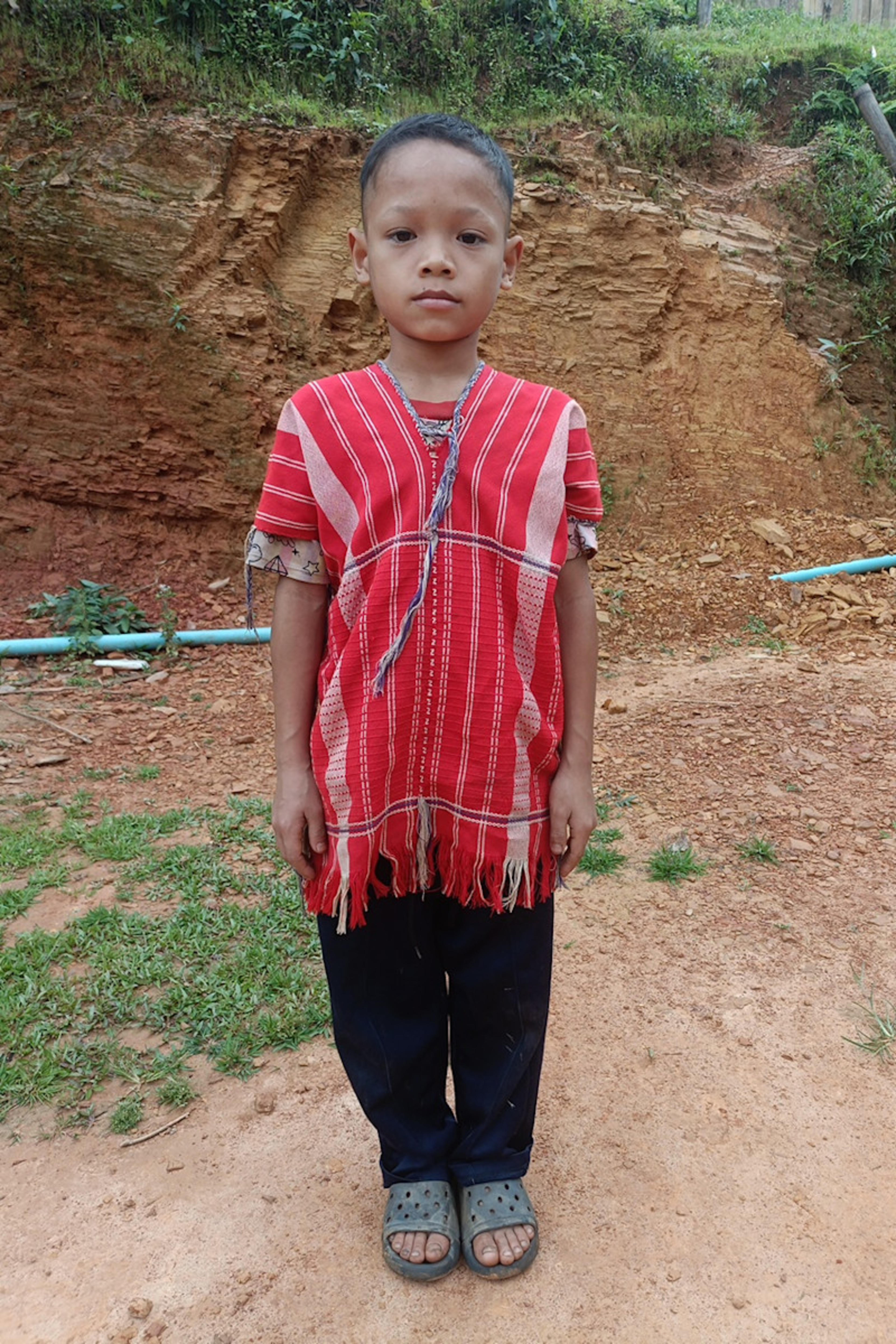 An unsponsored boy named Sawywarheypwey from Thailand who has waited 588 days for a sponsor.