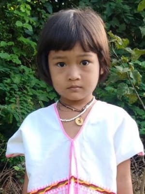 An unsponsored girl named Naw Mue Nge Thu from Thailand who has waited 568 days for a sponsor