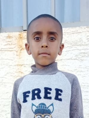 An unsponsored boy named Sintayehu Damen from Ethiopia who lives in an AIDS-affected area, is vulnerable to exploitation and has waited 524 days for a sponsor