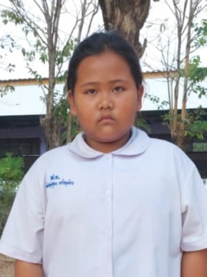 An unsponsored girl with a disability named Pitsuda from Thailand who has waited 347 days for a sponsor