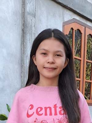 An unsponsored girl named Kirei from Indonesia who has waited 363 days for a sponsor
