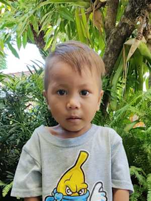An unsponsored boy with a disability named Oldog from Philippines who has waited 204 days for a sponsor