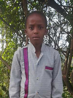 An unsponsored boy named Muhirwa from Rwanda who lives in an AIDS-affected area, is vulnerable to exploitation and has waited 533 days for a sponsor