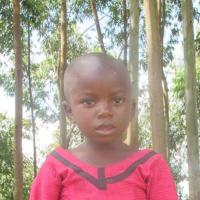 Adozione a distanza: sostieni Pascaline (Ruanda)