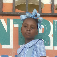 Adozione a distanza: sostieni Loudenica (Haiti)
